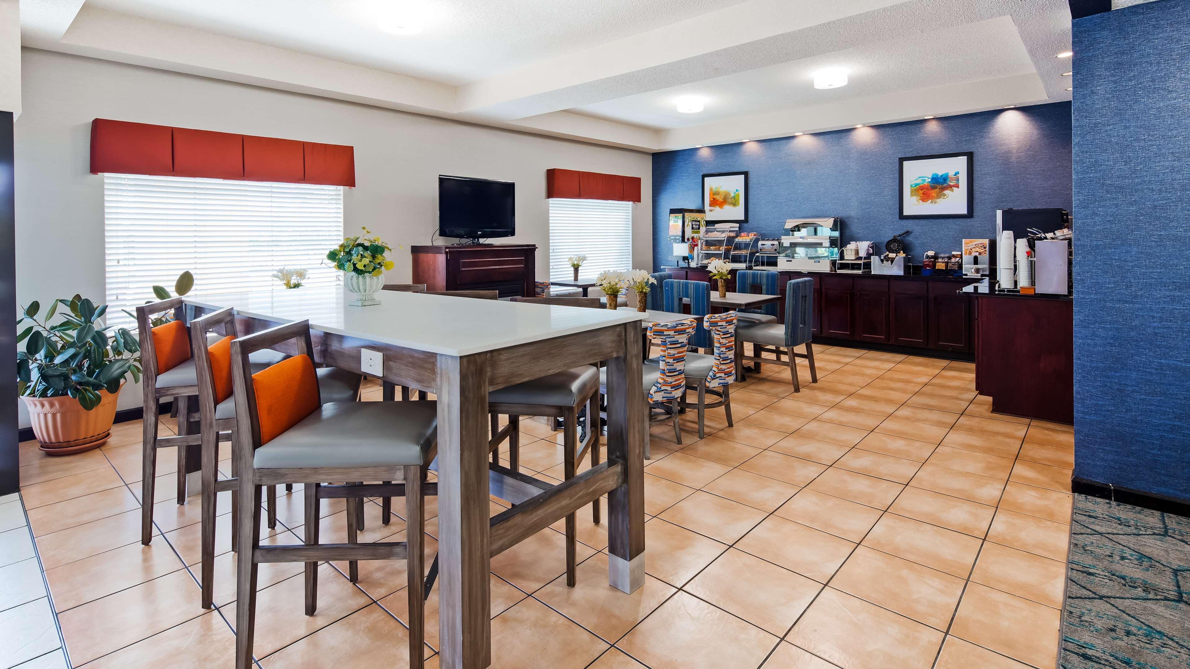 Hotel Western Inn&suites 3*